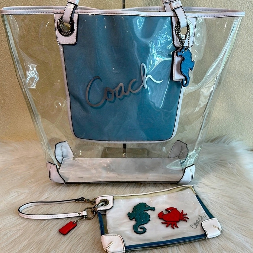 Coach Tote And Wristlet Retired Hard To Find